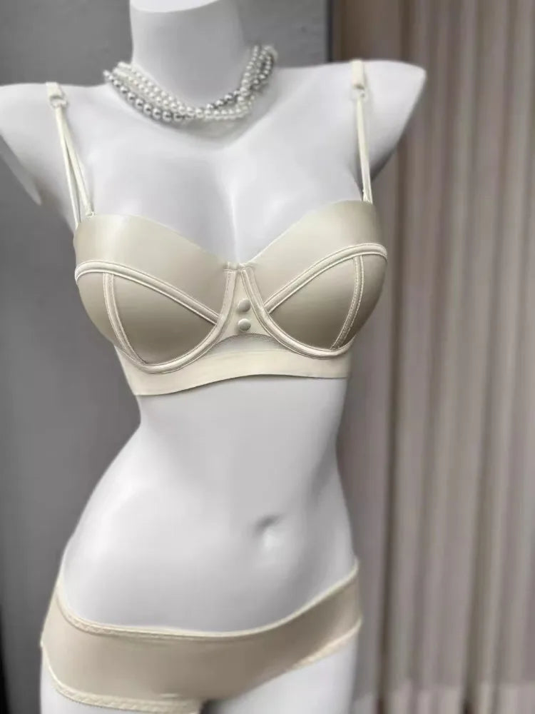 Amoura Secret Curve Bra