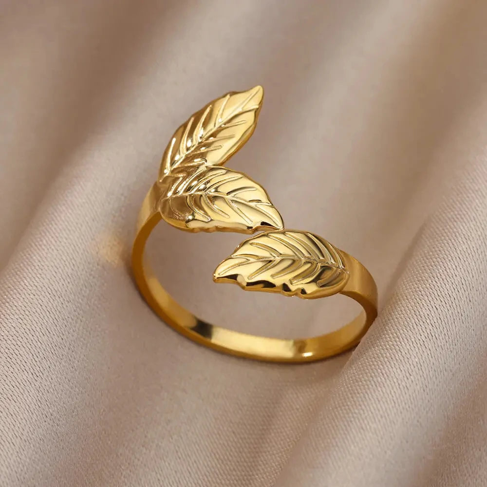 Aurelia Gold Ring