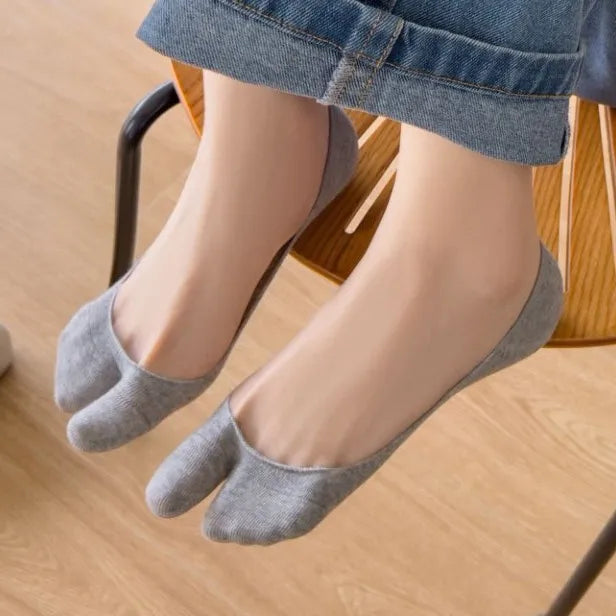 CloudFit Split Socks