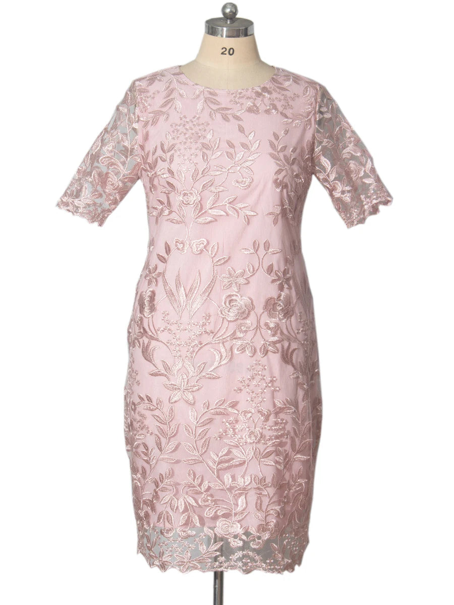 Luxe Curve Lace Floral Bodycon Dress – Elegant Plus Size Wedding Guest & Party Wear