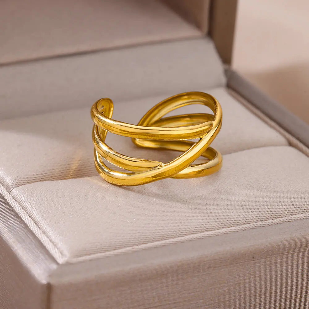 Aurelia Gold Ring