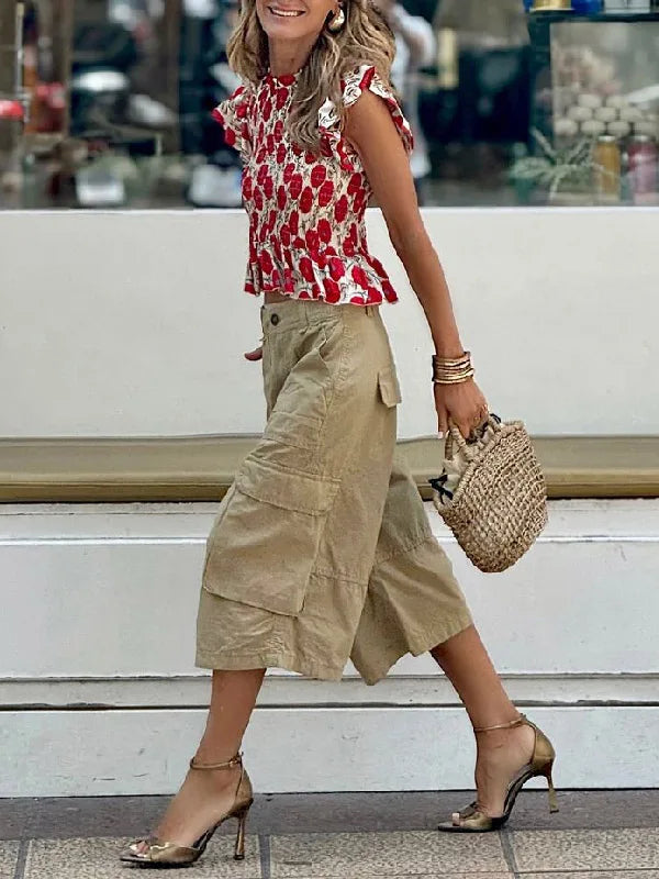 The Summer Essential: Chic Wide-Leg Cargo Capris