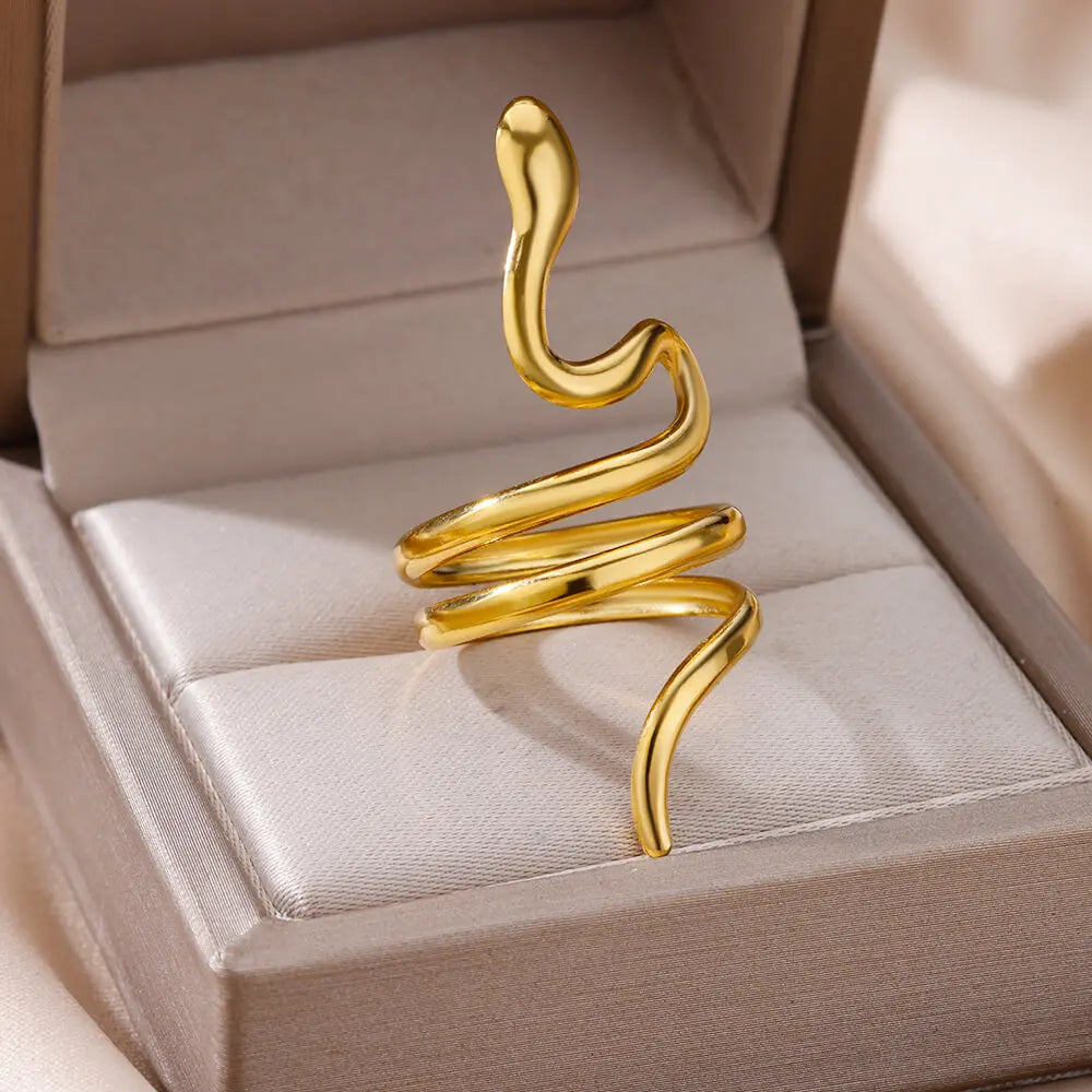 Aurelia Gold Ring